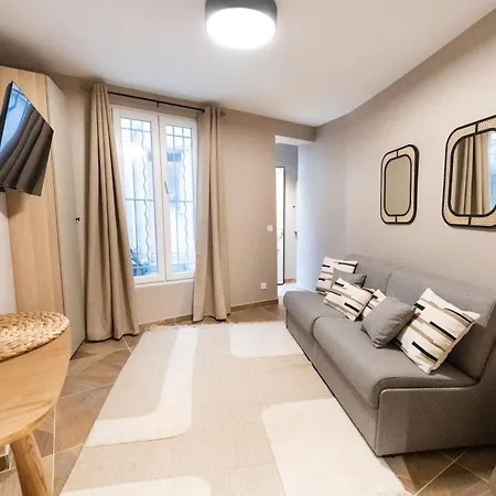 Lejlighed Cozy And Air-conditioned In The Heart Of *