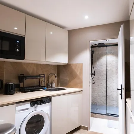 شقة Cozy And Air-conditioned In The Heart Of *